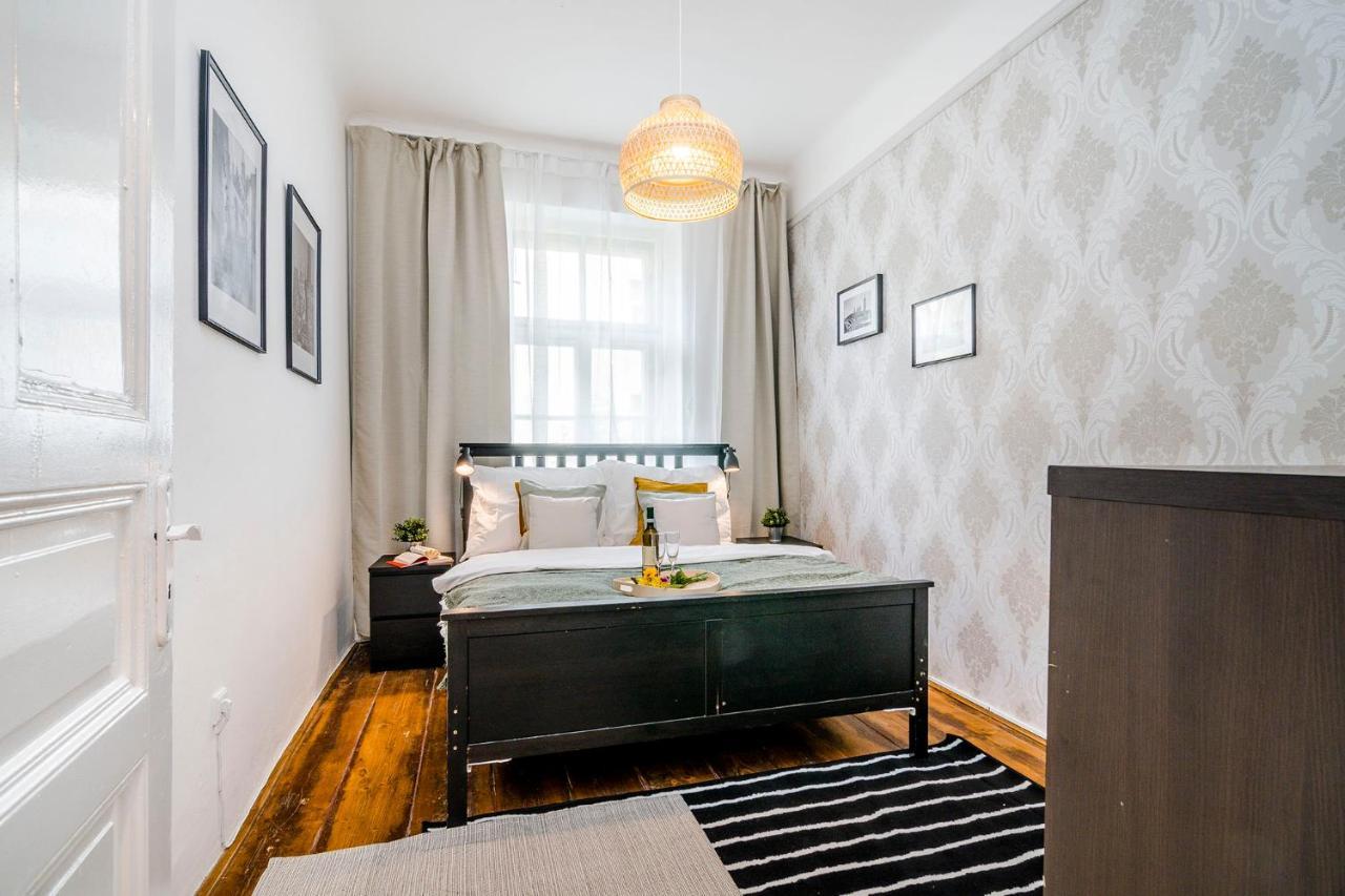 Apartment Spacious Apt In Center By Michal&friends Prag